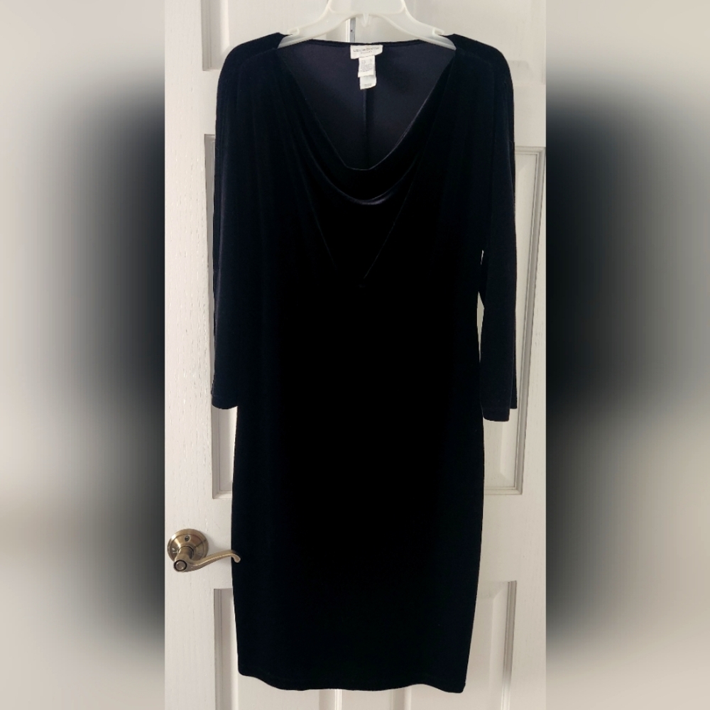 Liz claiborne velvet dress. Size L Black